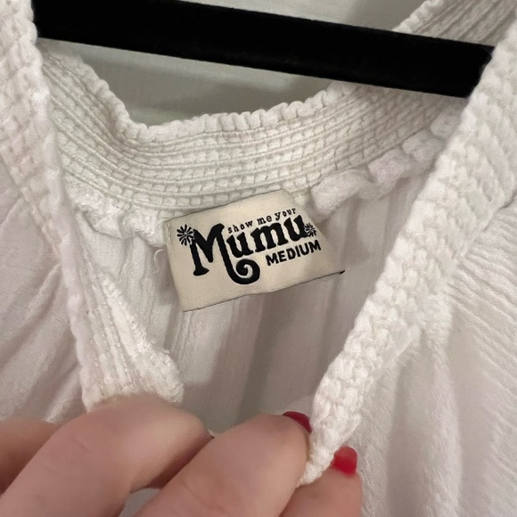 White Show Me Your Mumu Short Sleeve Flutter Blouse size Medium - Picture 5 of 9